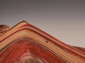 Rainbow Mountain & Red Valley Tour